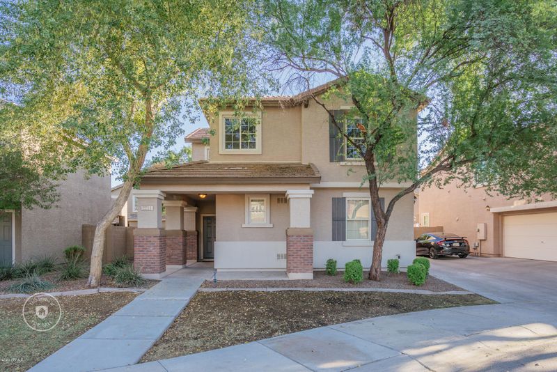 2211 E Fraktur Rd, Phoenix, AZ 85040