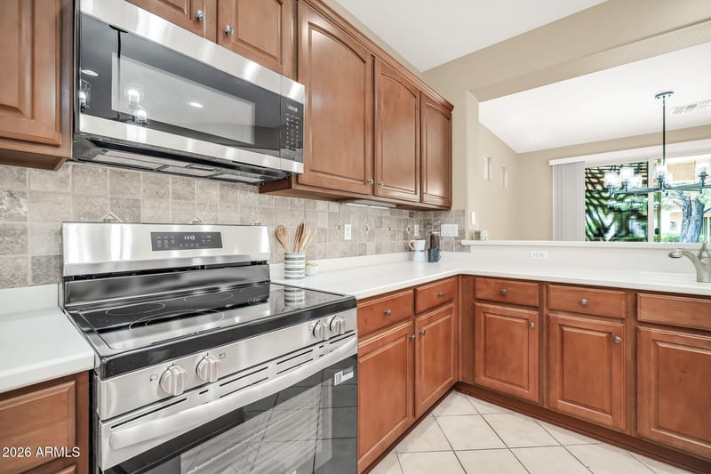 22118 Arrellaga Dr, Sun City West, AZ 85375