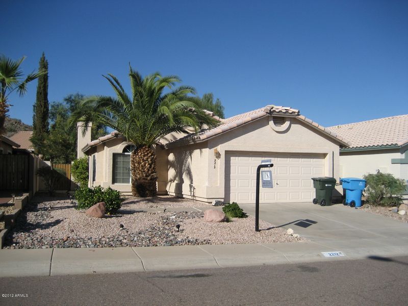 2212 E Wescott Dr, Phoenix, AZ 85024
