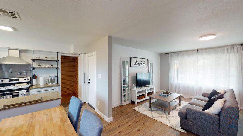 2212 W Bentrup St, Chandler, AZ 85224