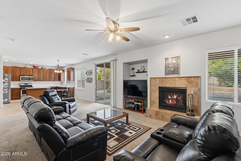 2212 W Blaylock Dr, Phoenix, AZ 85085