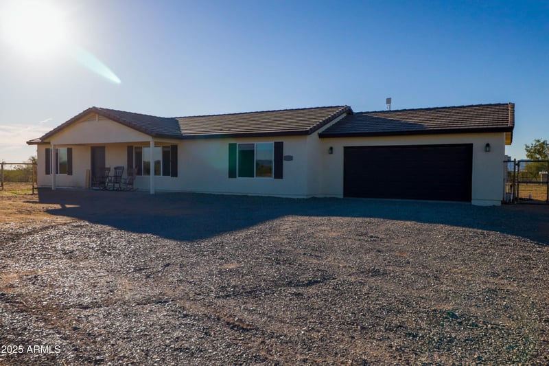 22125 Laura St, Wittmann, AZ 85361