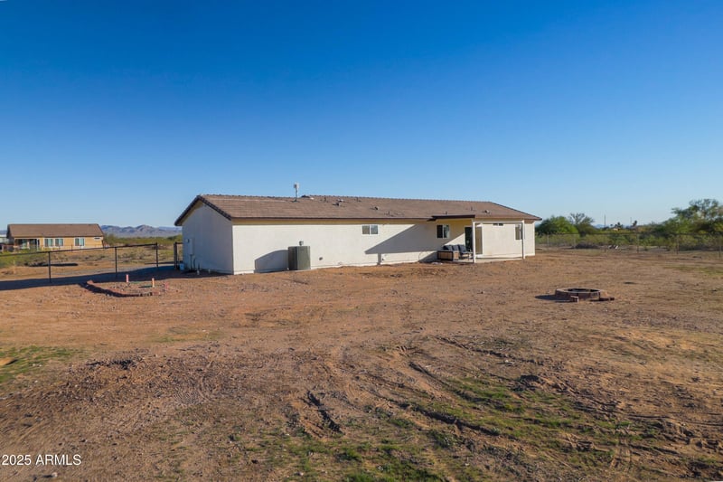 22125 Laura St, Wittmann, AZ 85361