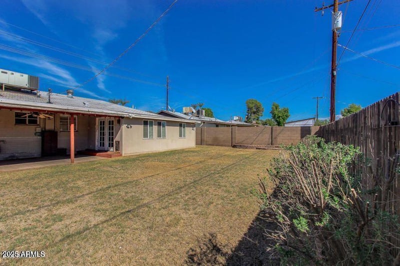 2213 Campbell Ave, Phoenix, AZ 85016
