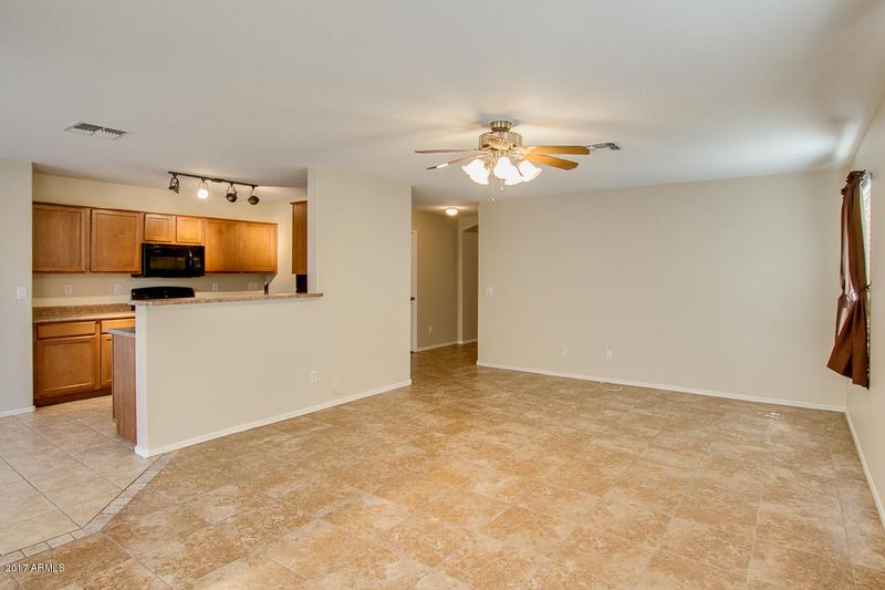 2213 W Darrel Rd, Phoenix, AZ 85041