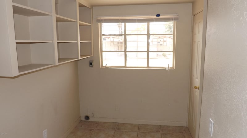 2213 W Monroe St, Phoenix, AZ 85009