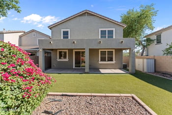 2214 Fraktur Rd, Phoenix, AZ 85040