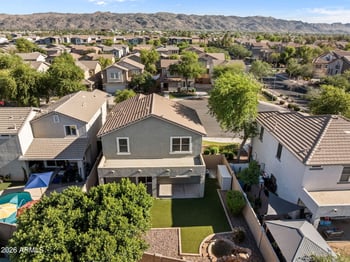 2214 Fraktur Rd, Phoenix, AZ 85040