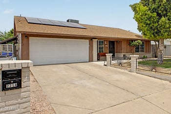 2214 Holmes Ave, Mesa, AZ 85204