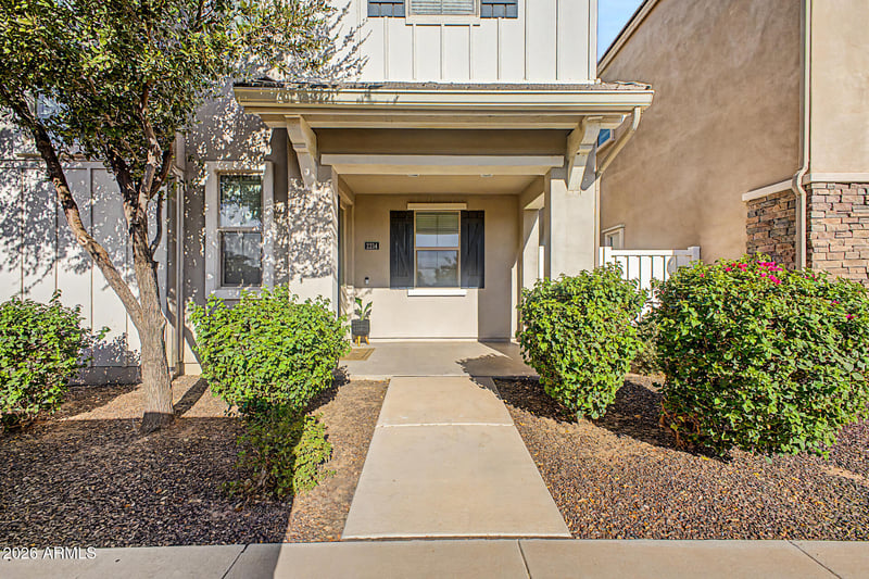 2214 S Annie Ln, Gilbert, AZ 85295