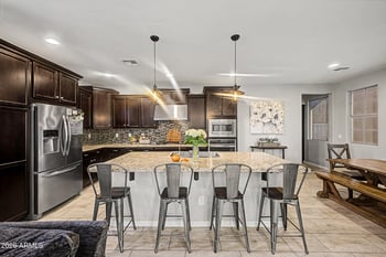 2214 S Annie Ln, Gilbert, AZ 85295
