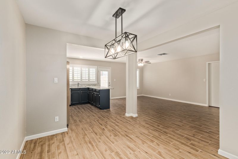 2214 W Onza Cir, Mesa, AZ 85202