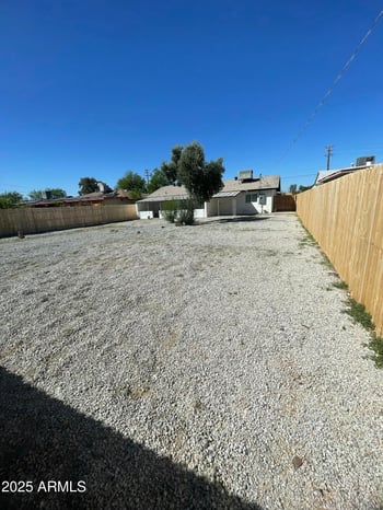 2215 21st St, Phoenix, AZ 85006