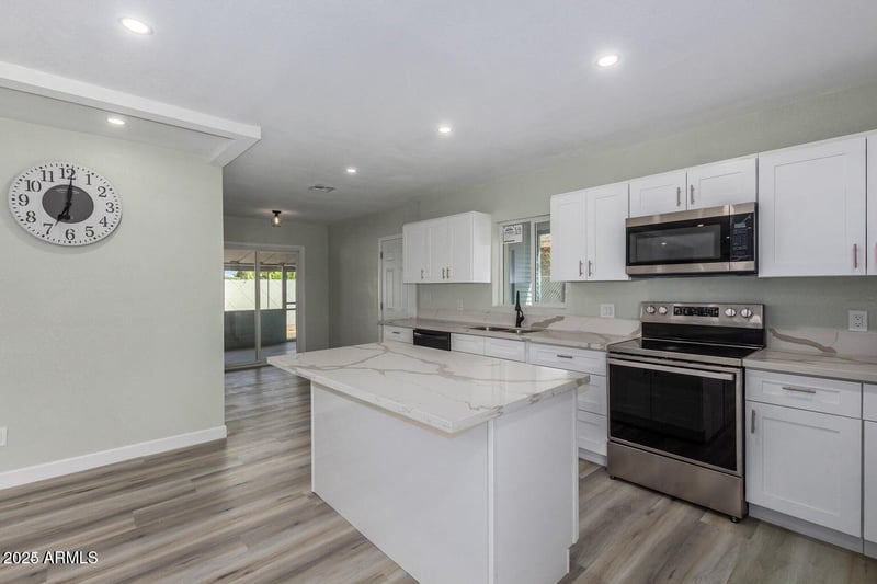 2215 21st St, Phoenix, AZ 85006