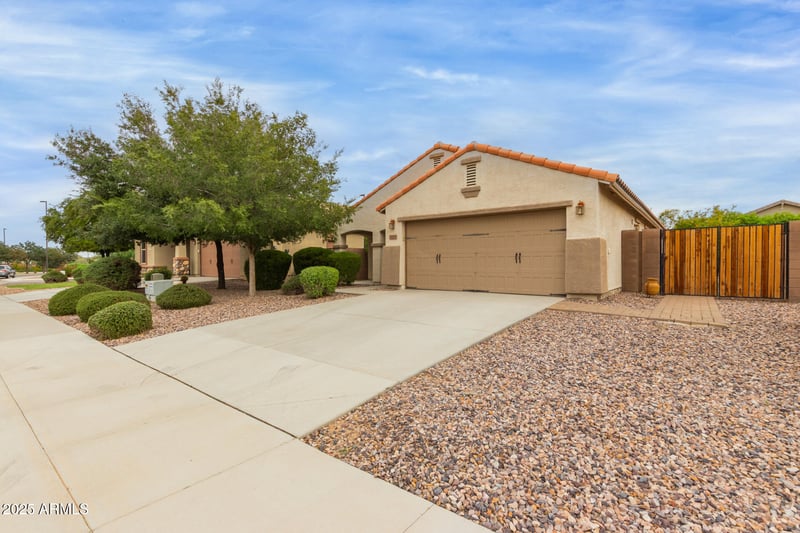 2215 Everglade Ln, Gilbert, AZ 85298