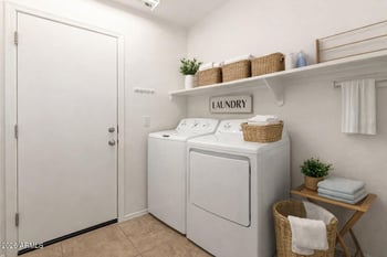 2215 Everglade Ln, Gilbert, AZ 85298