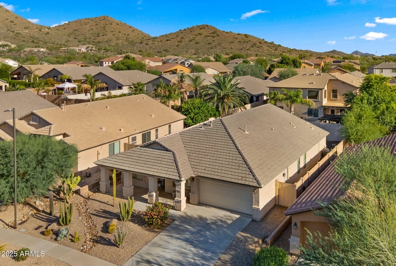 2215 Peak View Rd, Phoenix, AZ 85085