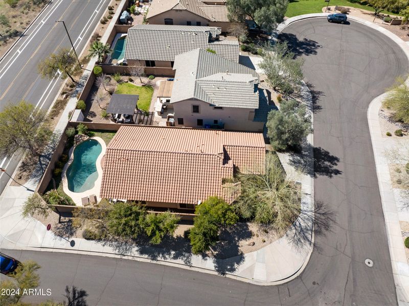 2215 W Mark Ln, Phoenix, AZ 85085