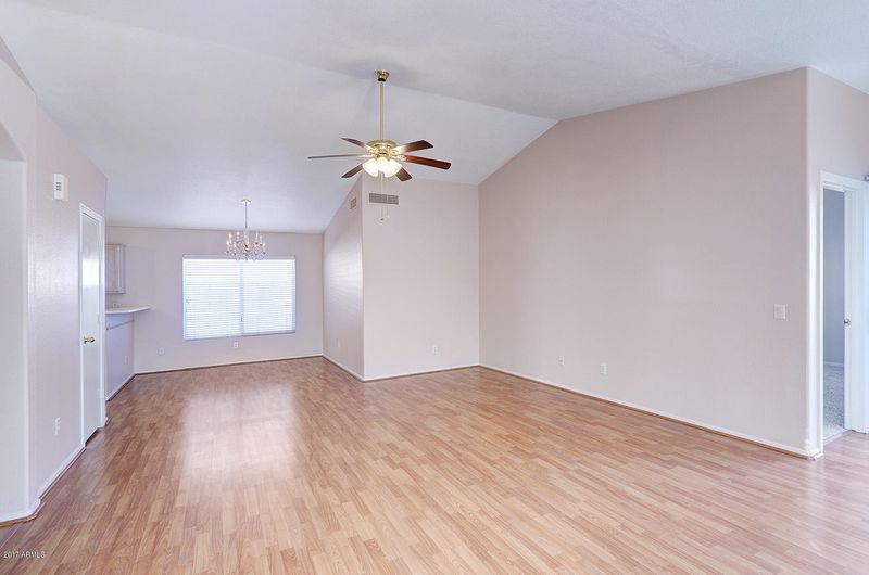2216 E Wescott Dr, Phoenix, AZ 85024