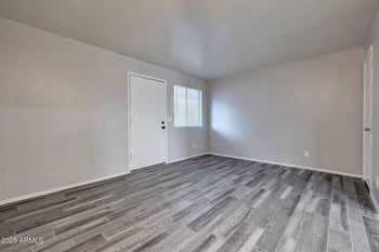 2216 Eugie Ter #207, Phoenix, AZ 85022