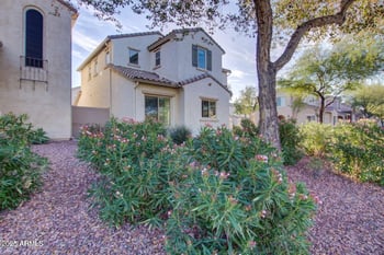 2216 Le Marche Ave, Phoenix, AZ 85023
