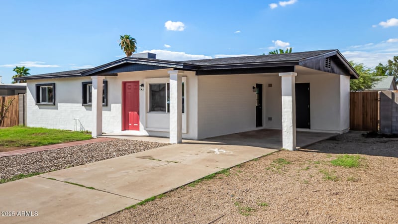 2216 Villa Maria Dr, Phoenix, AZ 85023