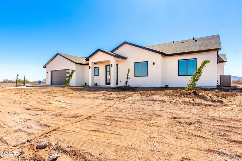 22167 Laura St, Wittmann, AZ 85361
