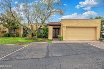 2217 Claremont St, Phoenix, AZ 85015