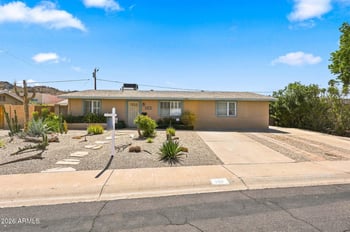 2217 E Acoma Dr, Phoenix, AZ 85022
