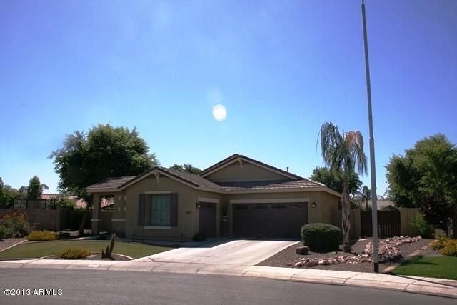 2217 E Glacier Pl, Chandler, AZ 85249