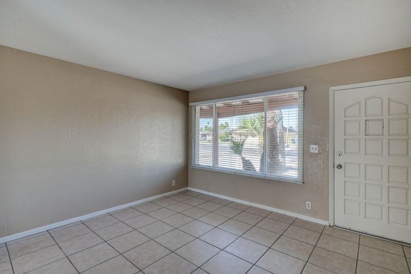 2217 W Poinsettia Dr, Phoenix, AZ 85029