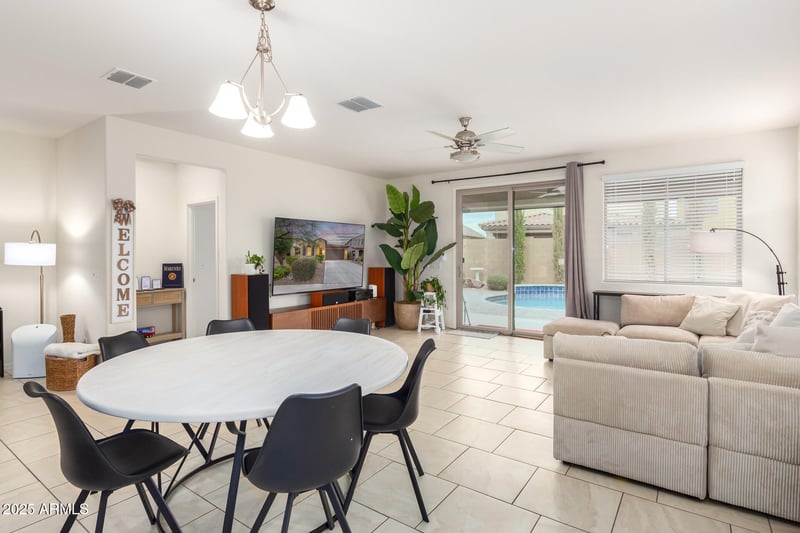 22173 101st Dr, Peoria, AZ 85383