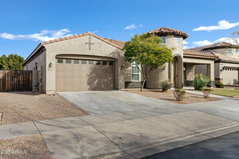 22174 Creekside Dr, Queen Creek, AZ 85142