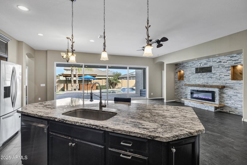 22174 Creekside Dr, Queen Creek, AZ 85142