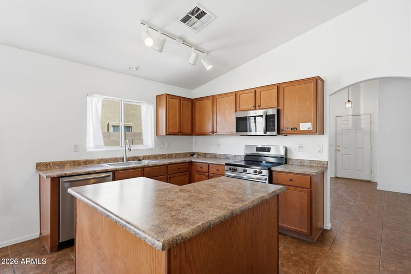 22174 Desert Bloom St, Buckeye, AZ 85326