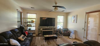 2218 Magdalena Ln, Phoenix, AZ 85041