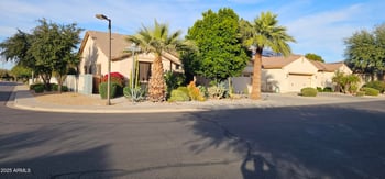 2218 Magdalena Ln, Phoenix, AZ 85041