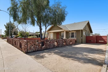 2218 N 21st Pl, Phoenix, AZ 85006