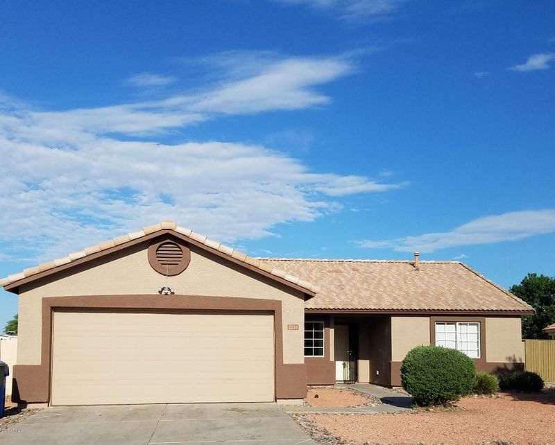 2218 N 87th Dr, Phoenix, AZ 85037
