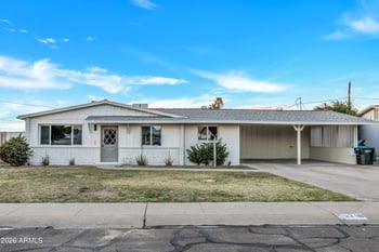 2218 Poinsettia Dr, Phoenix, AZ 85029