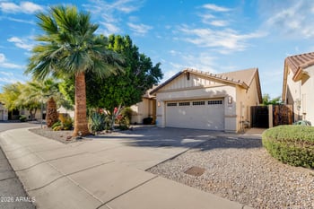 2218 Magdalena Ln, Phoenix, AZ 85041