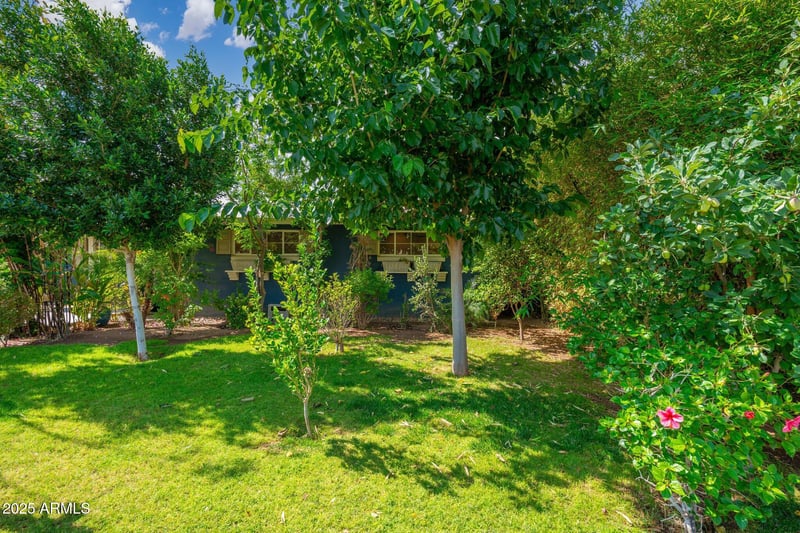 2219 Catalina Dr, Phoenix, AZ 85015