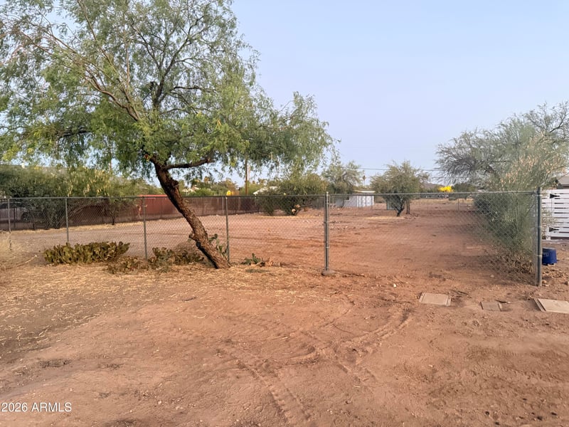 2219 E John Cabot Rd #-, Phoenix, AZ 85022