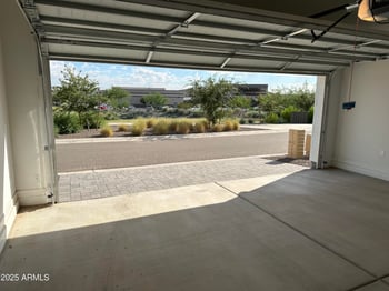 2219 Paso Trl, Phoenix, AZ 85085