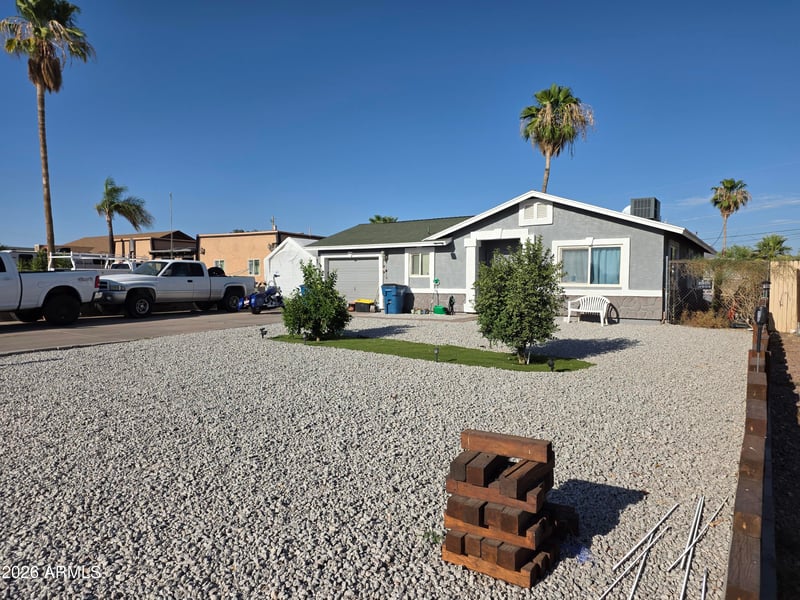 2219 Royal Palm Rd, Apache Junction, AZ 85119