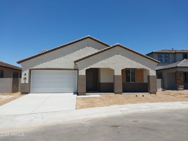 22196 Blackhawk Dr, Surprise, AZ 85387