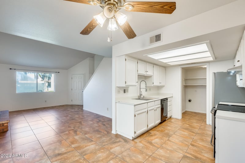 222 Brown Rd #117, Mesa, AZ 85201