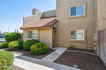 222 Brown Rd #9, Mesa, AZ 85201