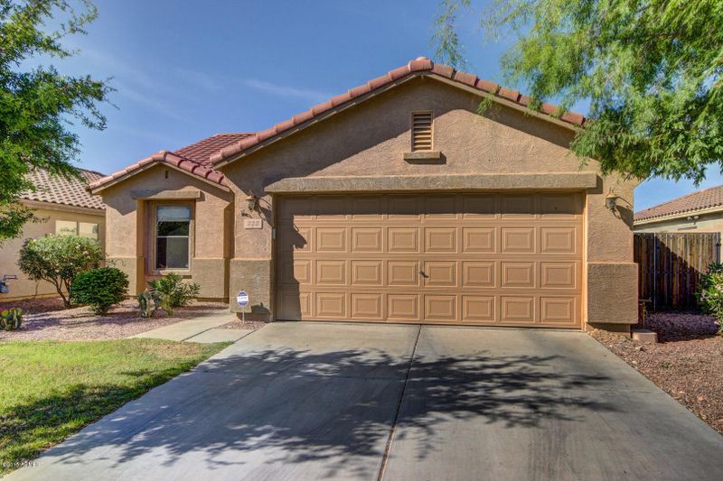 222 E Milada Dr, Phoenix, AZ 85042