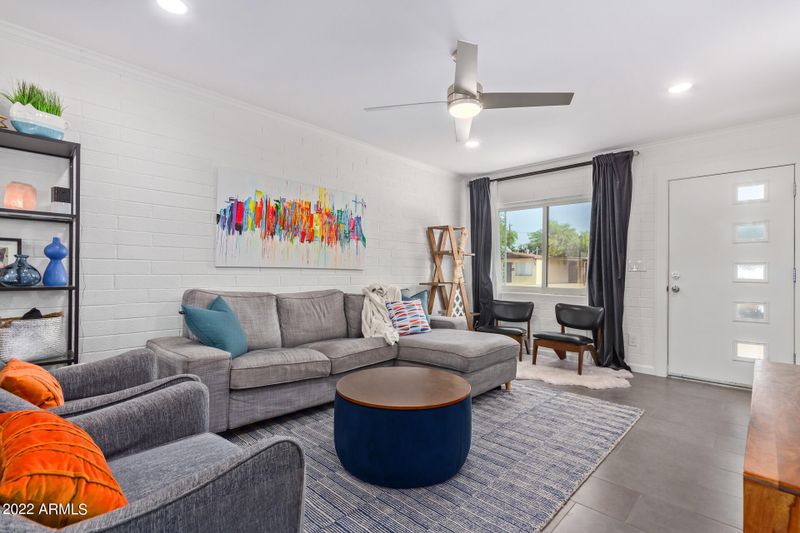 222 W Hillside St, Mesa, AZ 85201